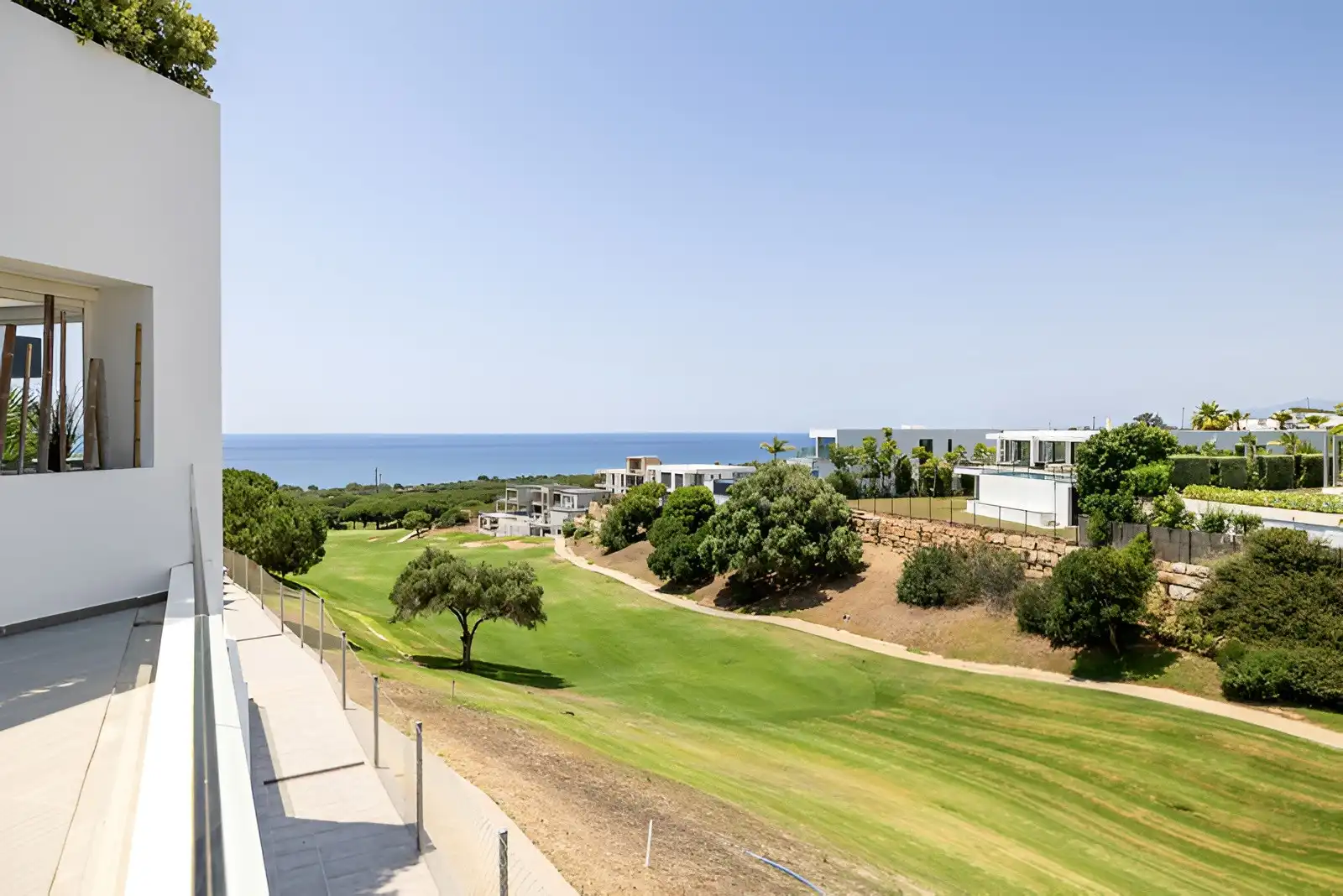 Home with pool for sale in Elviria - Cabopino, imagen 2