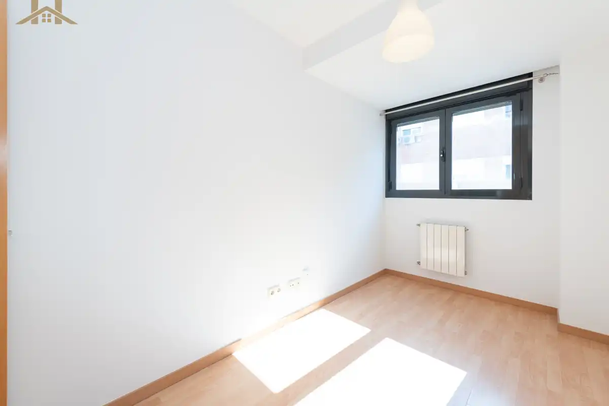 Bedroom of Flat for sale in Pinto  with Air Conditioner, Heating and Storage room