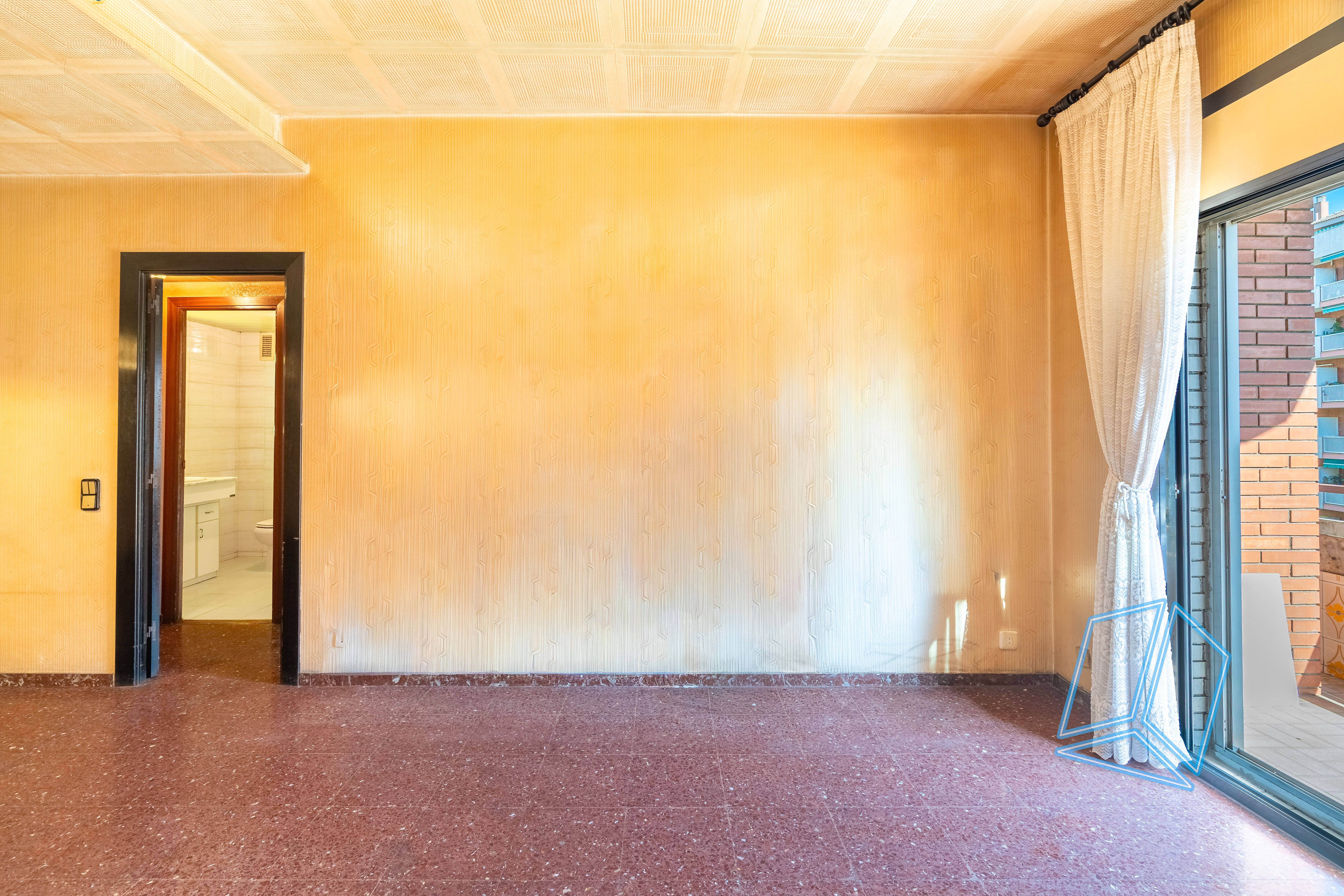 Pis en venda en  Barcelona Capital amb Calefacció i Balcó