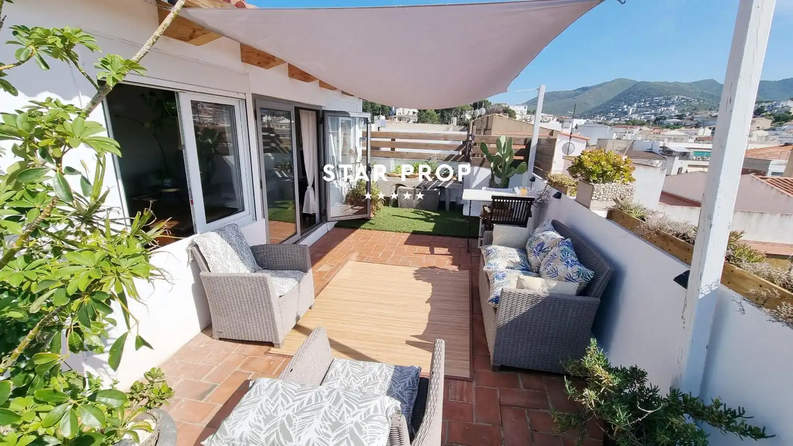 Terraza de Ático en venta en Llançà con Aire acondicionado, Calefacción y Terraza
