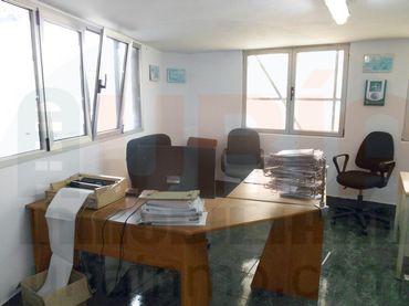 Büro zur Miete in Les Peñes 1