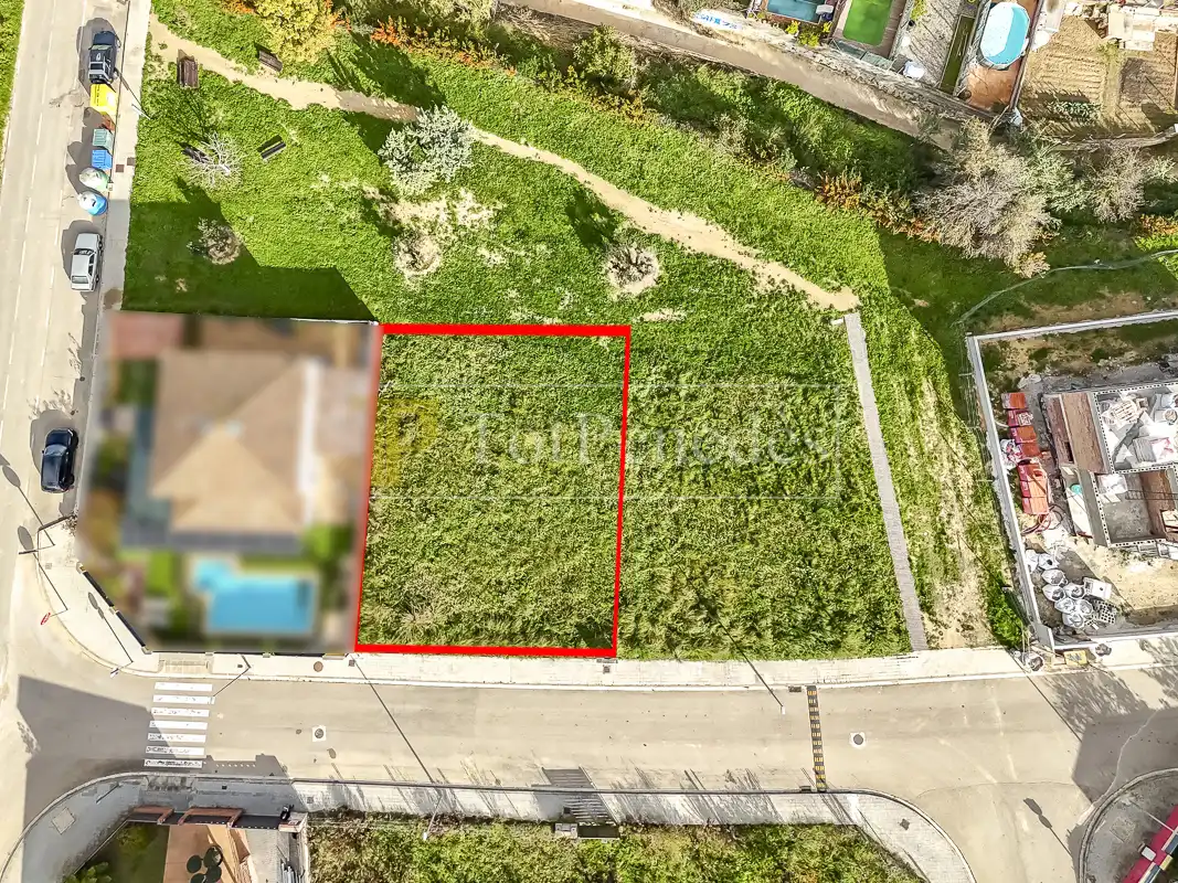 Terreny residencial en venda a Carrer del Bosquet