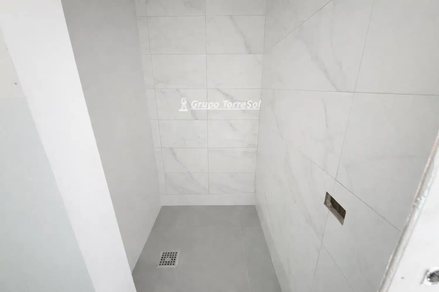 Bathroom of Flat for sale in Santa Pola  with Terrace