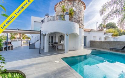 Exterior view of House or chalet for sale in Empuriabrava  with Air Conditioner, Terrace and Swimming Pool