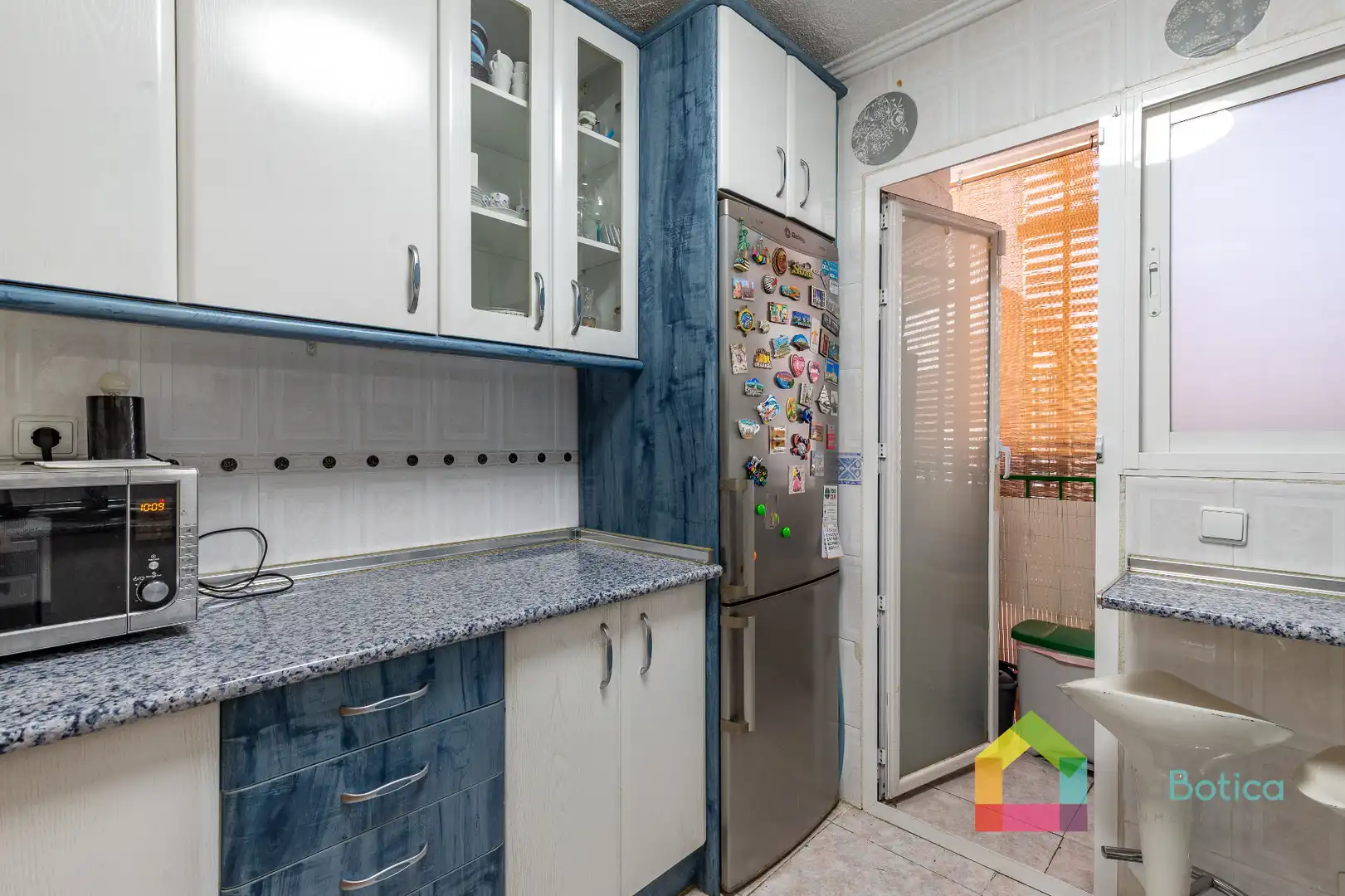 Cocina de Piso en venta en Olías del Rey con Aire acondicionado, Calefacción y Piscina comunitaria