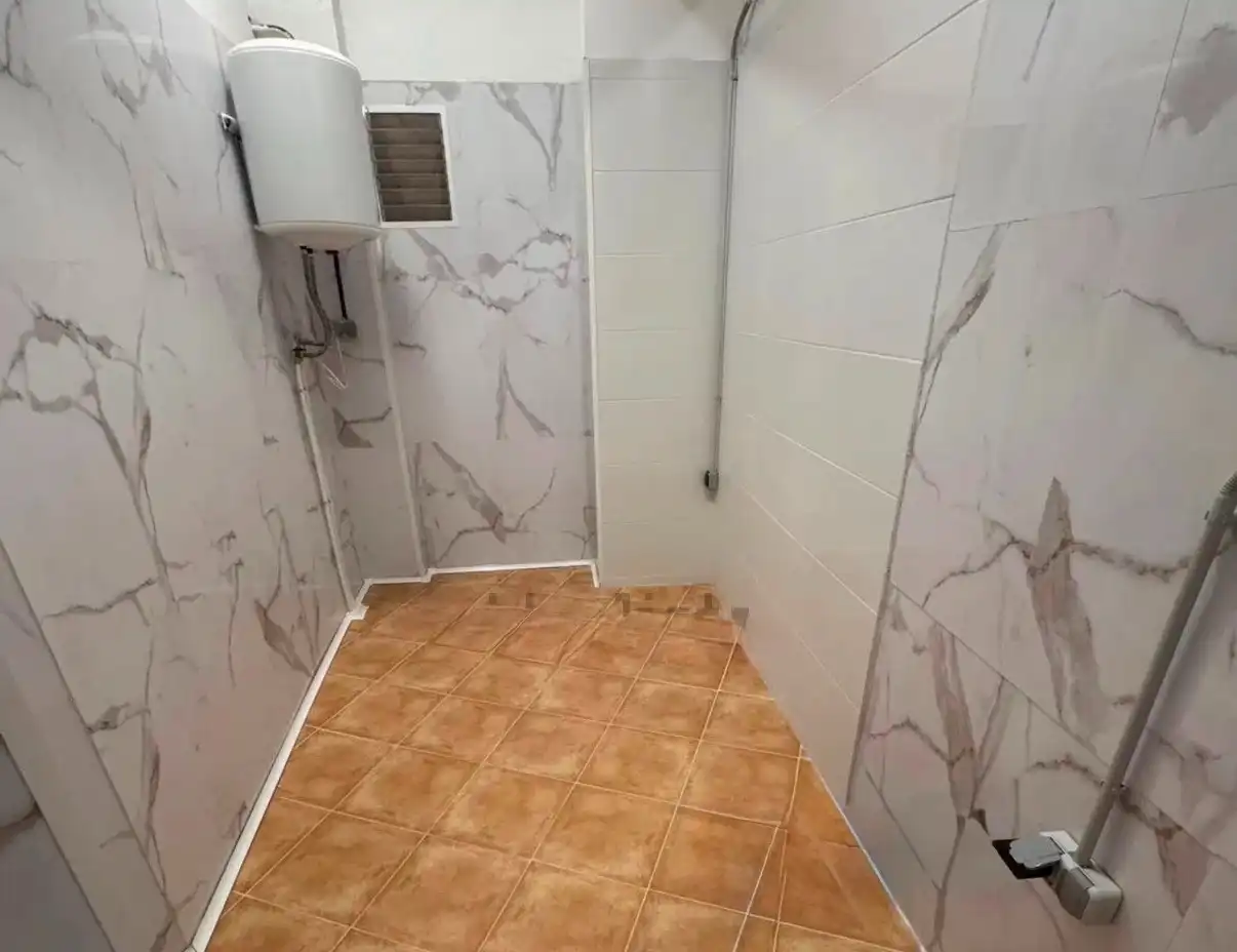Business premises for transfer in Eixample, imagen 5