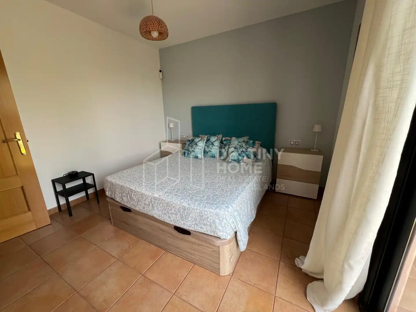 Dormitori de Casa adosada en venda en La Oliva amb Jardí privat, Terrassa i Moblat