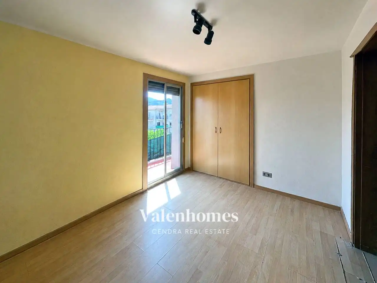 Bedroom of Flat for sale in Sant Celoni  with Parquet flooring and Balcony