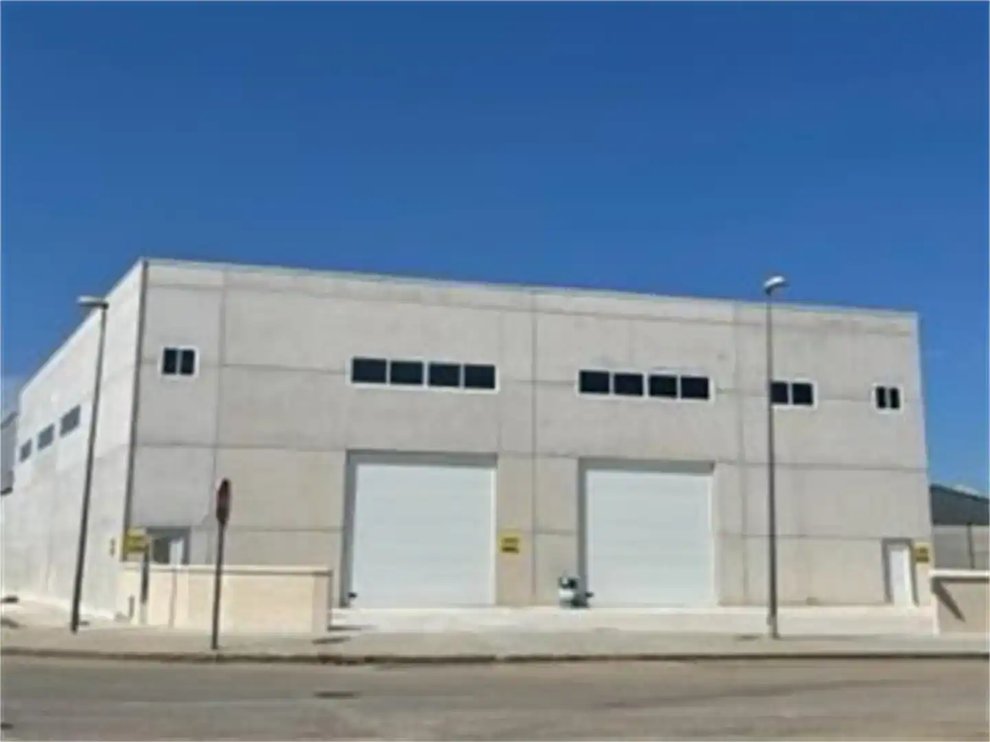 Exterior view of Industrial buildings for rent in Beneixida