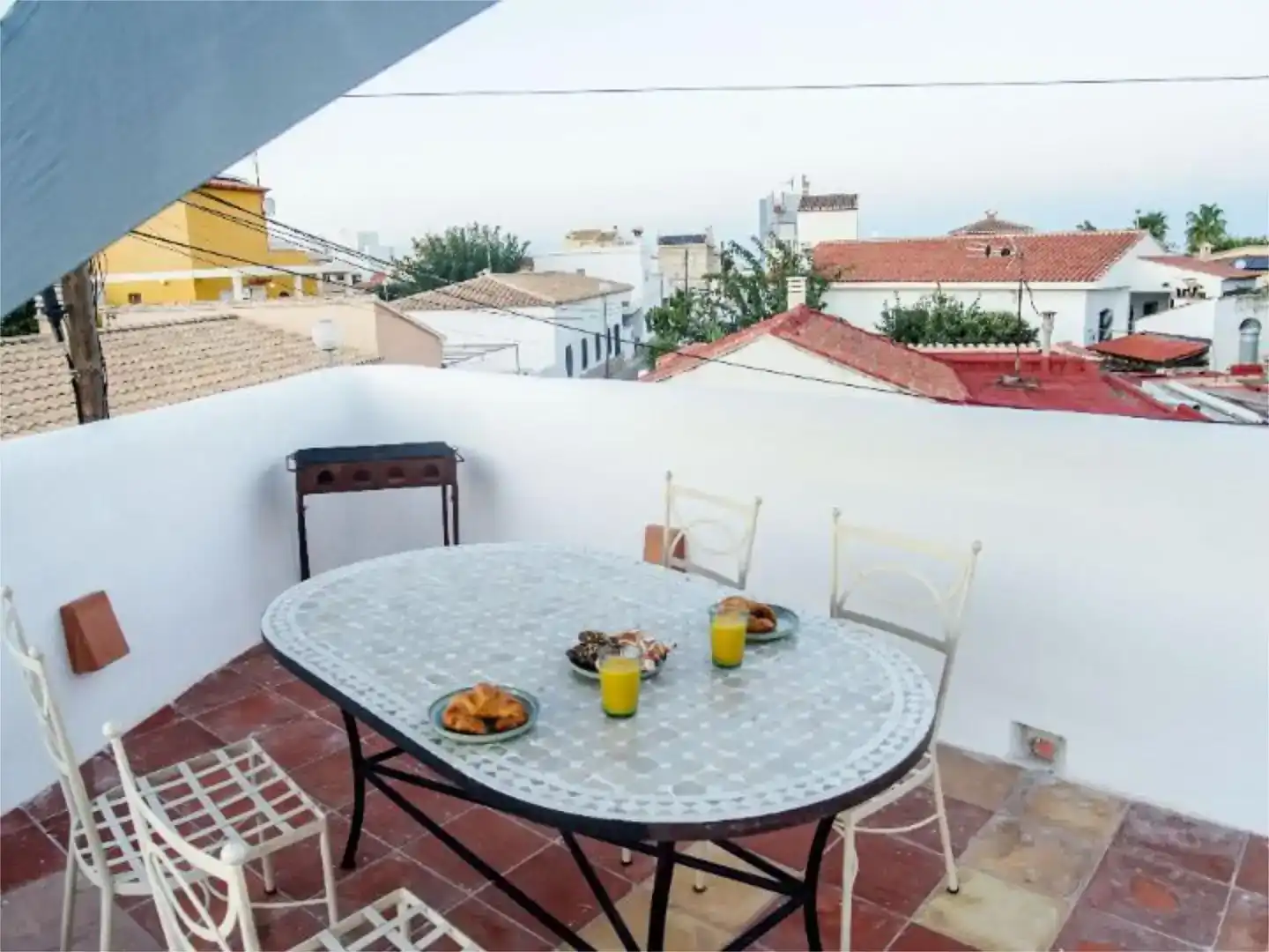 Terraza de Casa o chalet de alquiler en Oliva con Aire acondicionado, Piscina y Amueblado