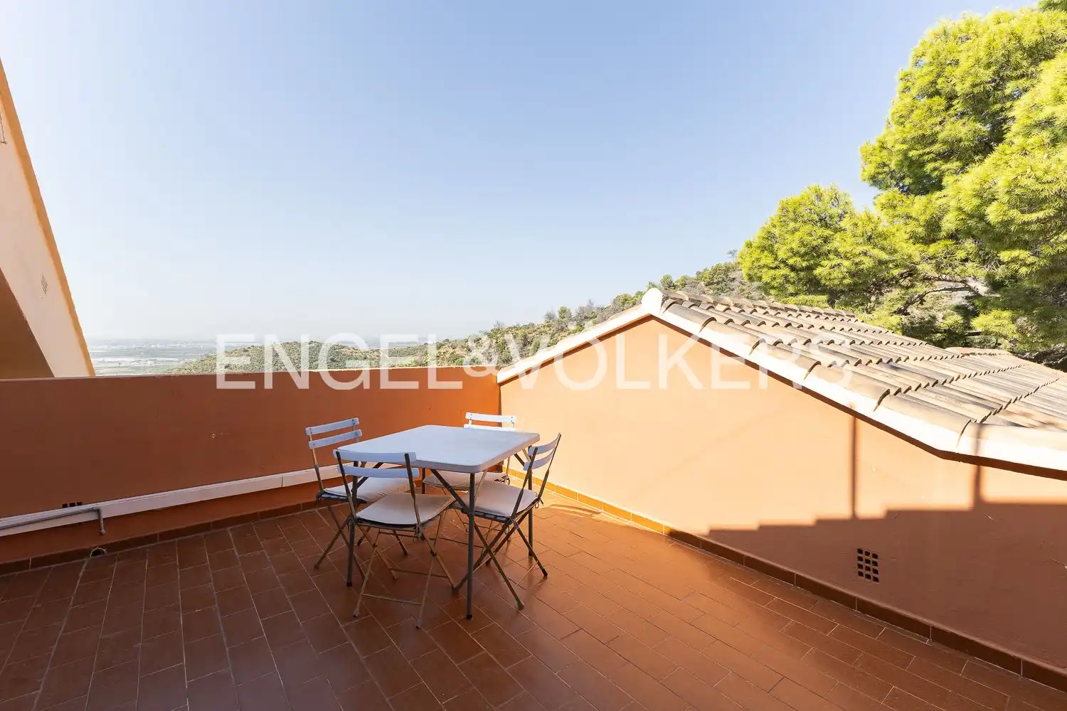 Terrassa de Casa o xalet en venda en Sagunto / Sagunt amb Aire condicionat, Calefacció i Jardí privat