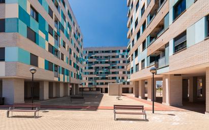 Exterior view of Flat to rent in León Capital 