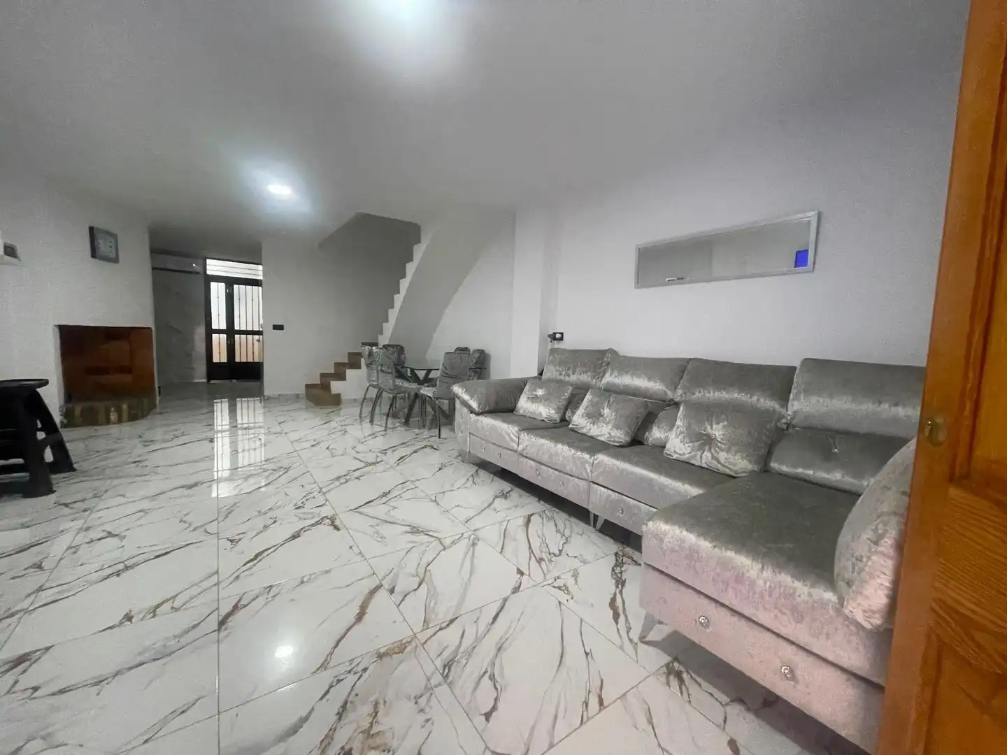 Living room of Houses for sale in Alzira  with Air Conditioner, Terrace and Furnished