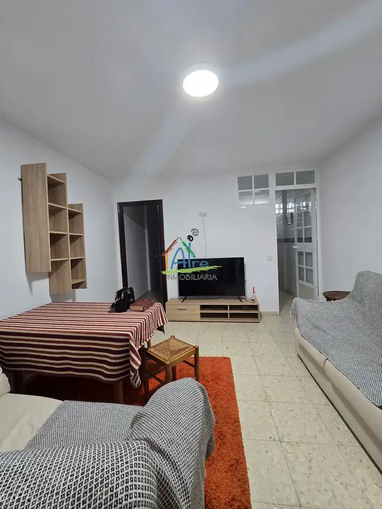 Habitación de Apartamento en venta en Almonte con Amueblado y Piscina comunitaria