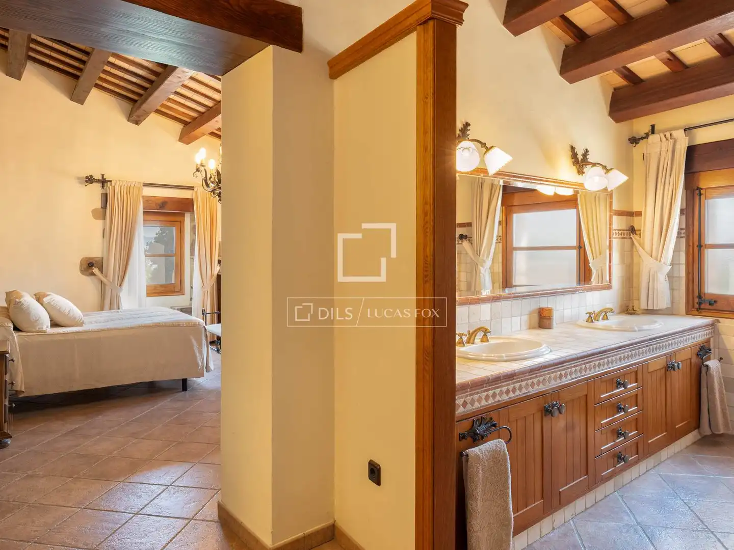 Bathroom of Country homes for sale in Breda  with Air Conditioner, Heating and Private garden