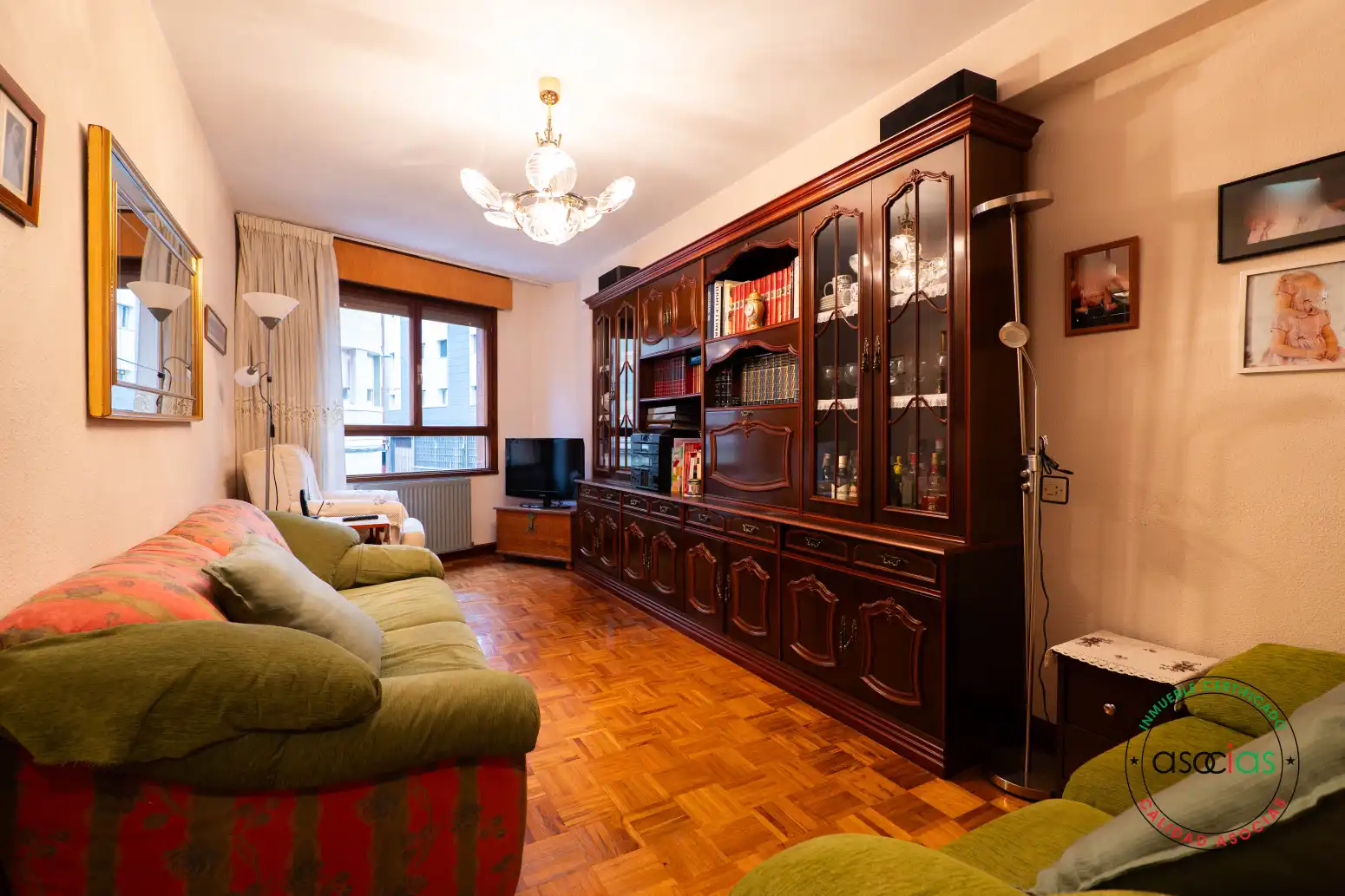 Sala de estar de Piso en venta en Gijón  con Calefacción, Parquet y Terraza