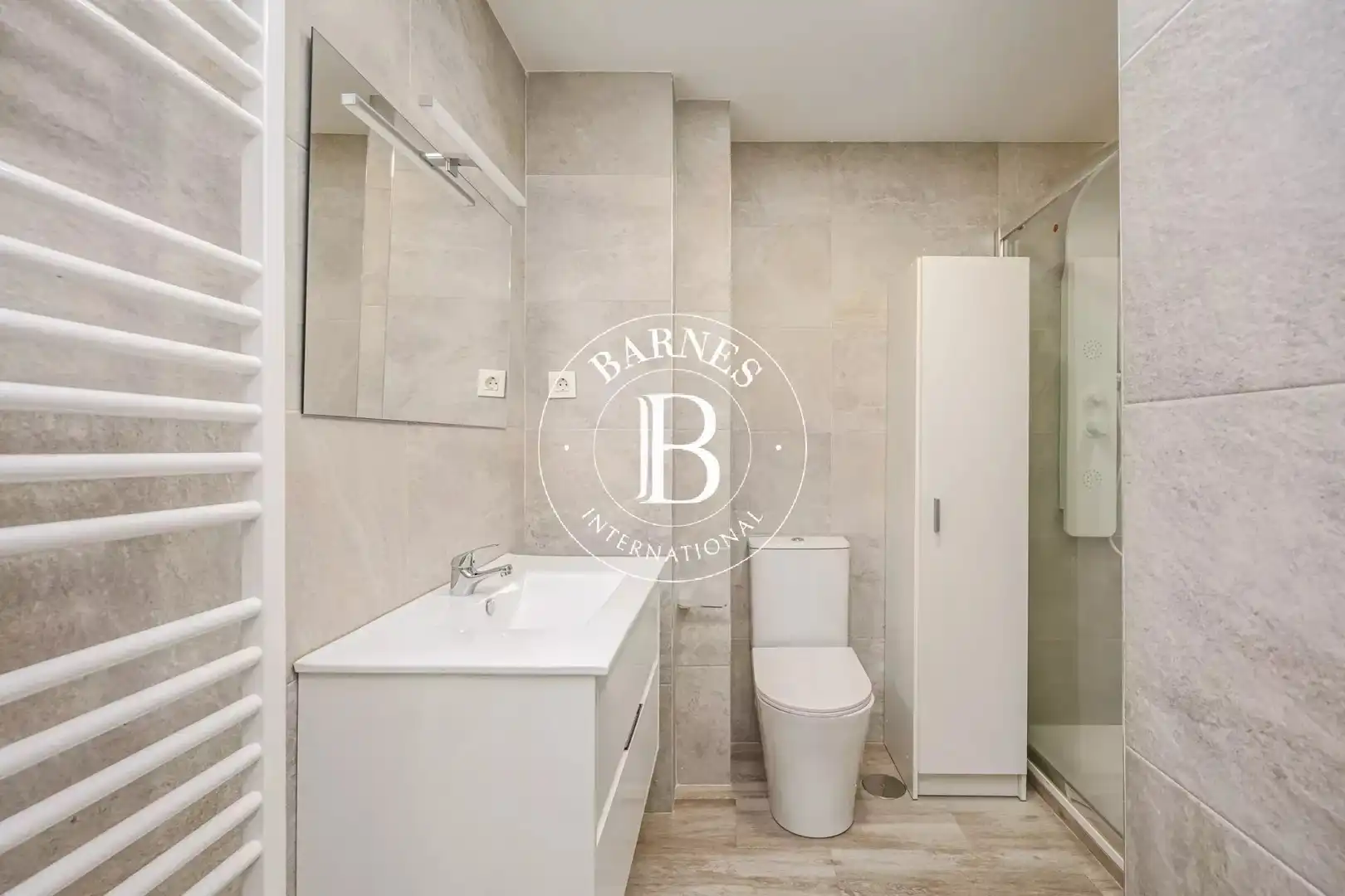Baño de Estudio de alquiler en Madrid con Aire acondicionado, Calefacción y Amueblado