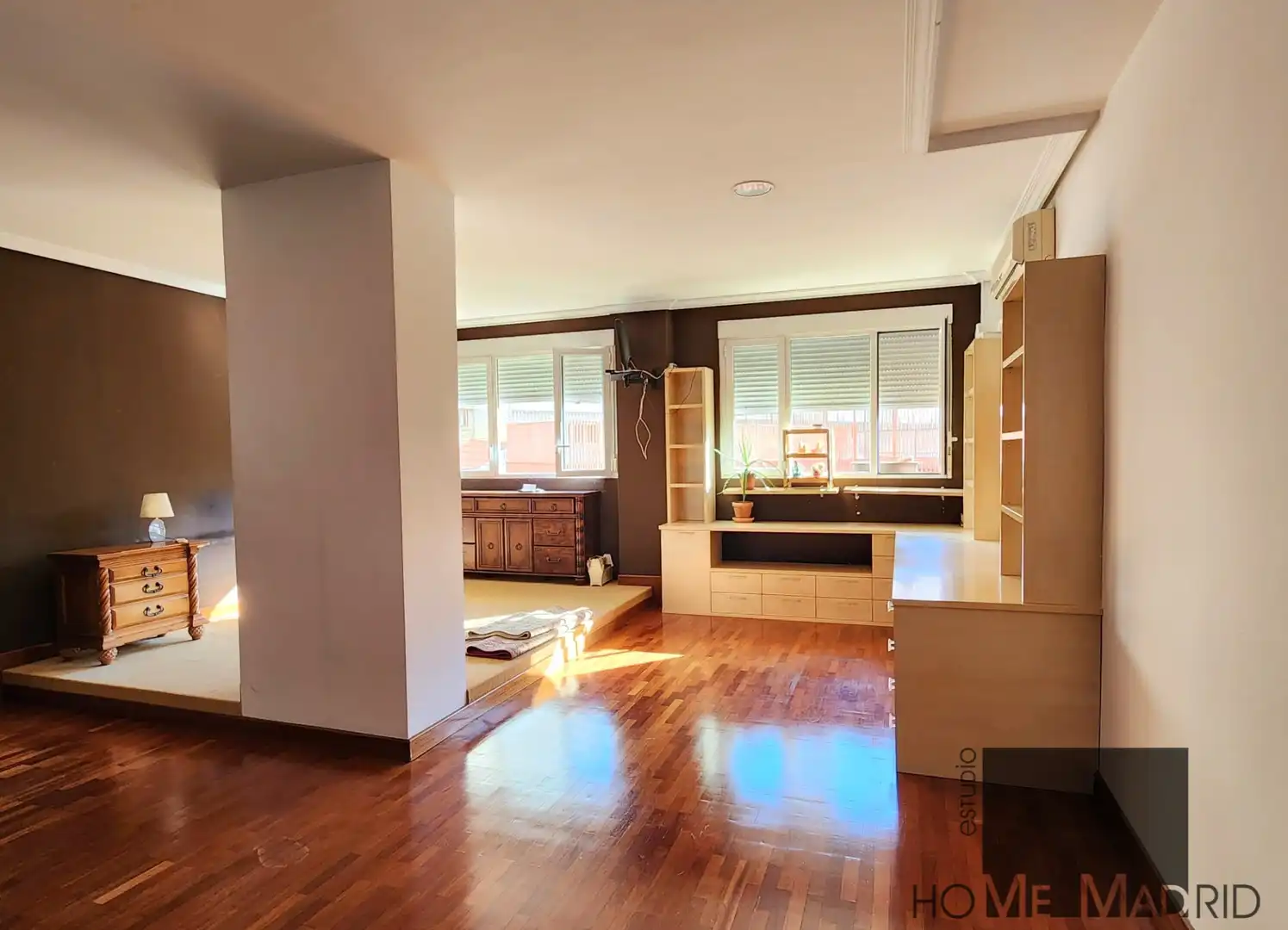 Sala d'estar de Dúplex de lloguer en Madrid amb Aire condicionat i Calefacció