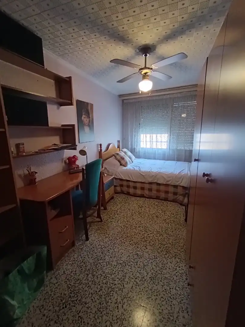 Piso con ascensor en venta en Calle Pinoso, imagen 15