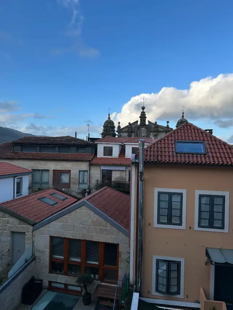 Vista exterior de Piso en venta en Pontevedra Capital  con Calefacción y Amueblado