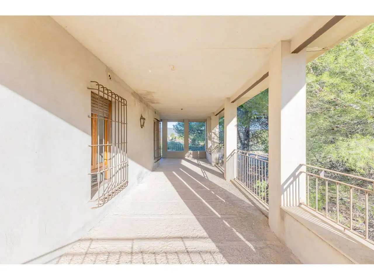Houses for sale in Ontinyent  with Private garden and Terrace