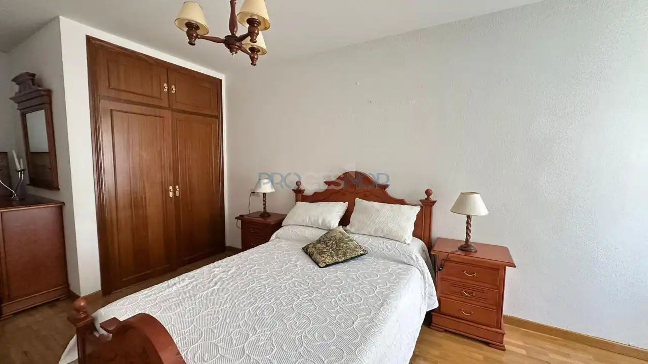 Piso de alquiler en Azorin, Trobajo del Camino