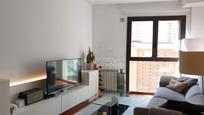Living room of Flat to rent in  Barcelona Capital  with Air Conditioner, Heating and Parquet flooring