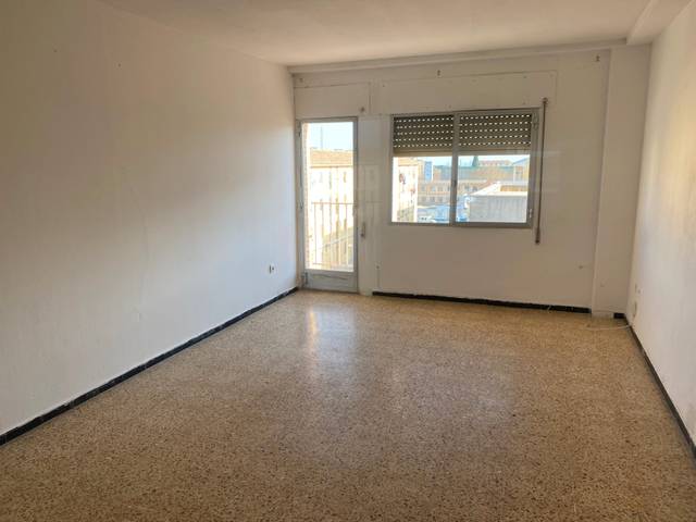 Piso en Venta en Calle Miguel Fleta en Perpetuo Socorro