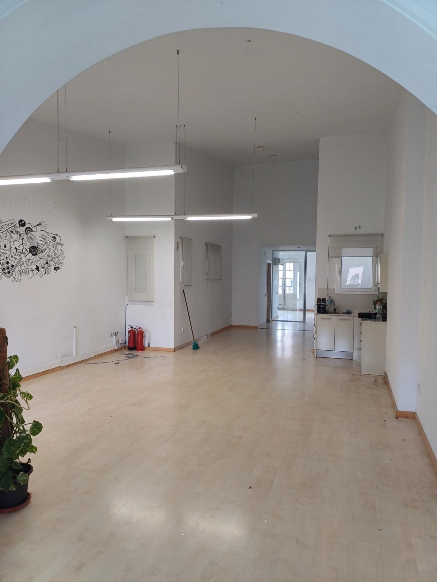 Büro miete in  Tarragona Capital mit Klimaanlage und Heizung