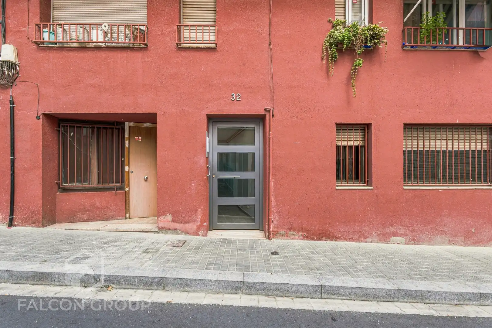 Vista exterior de Piso en venta en Barcelona con Terraza