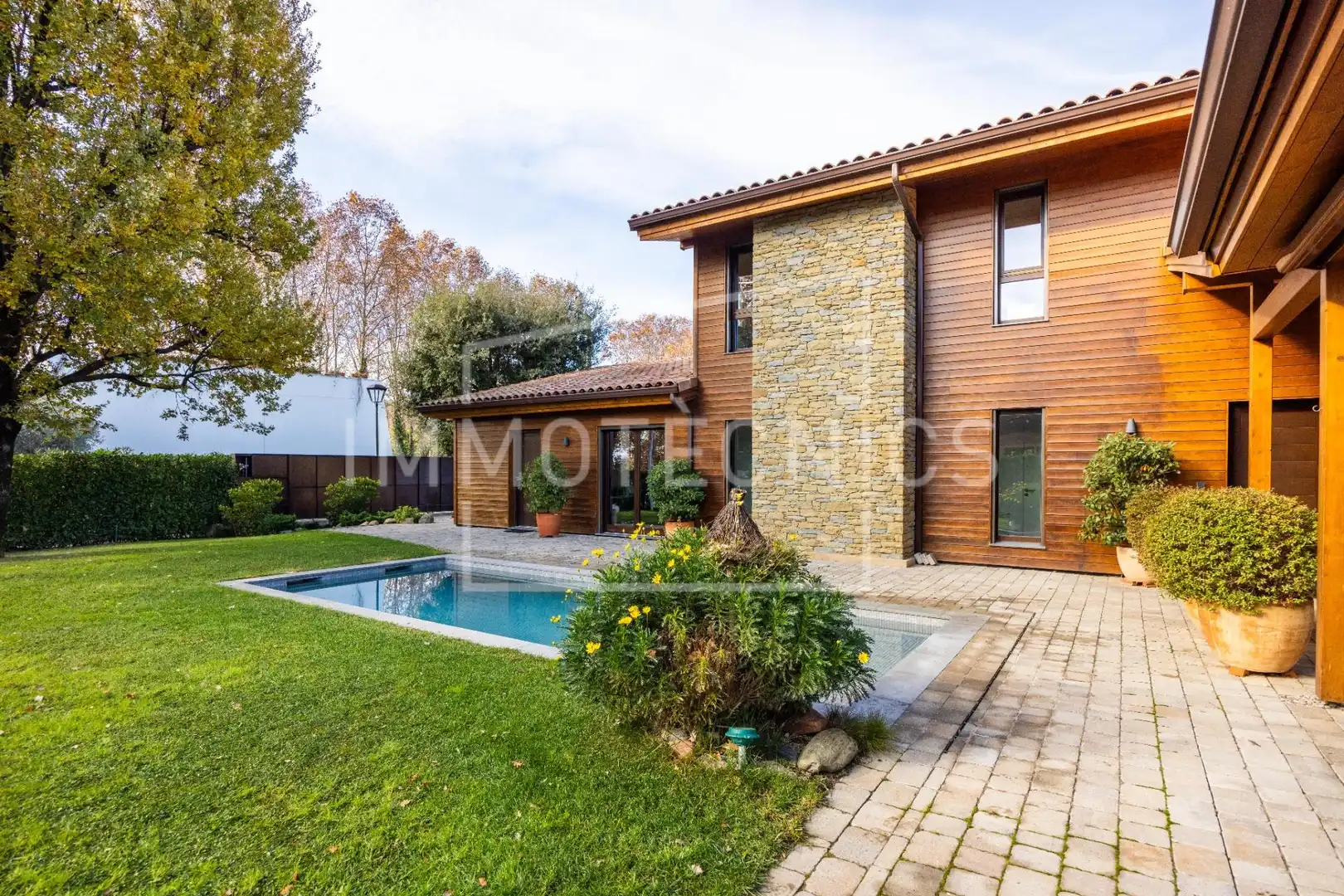 Vista exterior de Casa o xalet en venda en Sant Esteve de Palautordera amb Aire condicionat, Jardí privat i Piscina