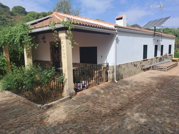 Villa con piscina in vendita a Alcaracejos