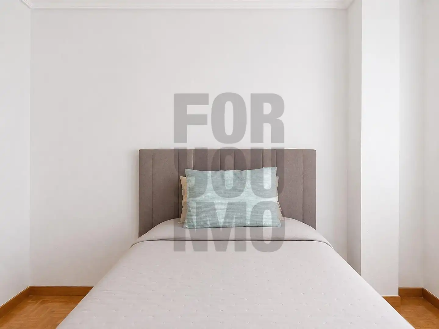 Bedroom of Flat for sale in Donostia - San Sebastián   with Heating, Storage room and Balcony