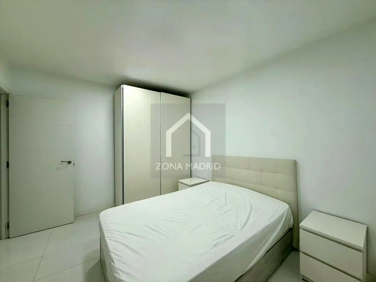 Habitación de Piso de alquiler en Madrid con Aire acondicionado y Amueblado