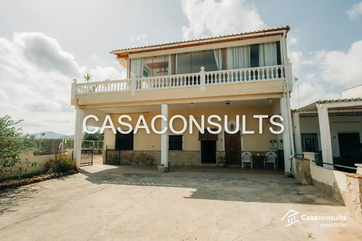 Vista exterior de Planta baja en venta en Cabanes con Terraza y Amueblado