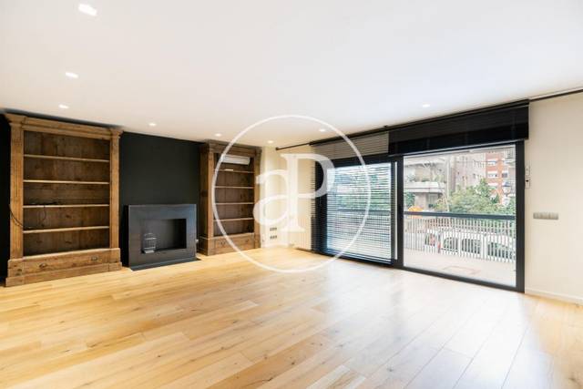 Piso en Alquiler en Carrer del Dr. Carulla en Les Tres Torres