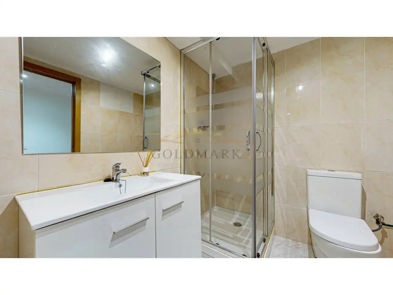 Bany de Casa o xalet en venda en Corbera de Llobregat amb Aire condicionat, Jardí privat i Terrassa