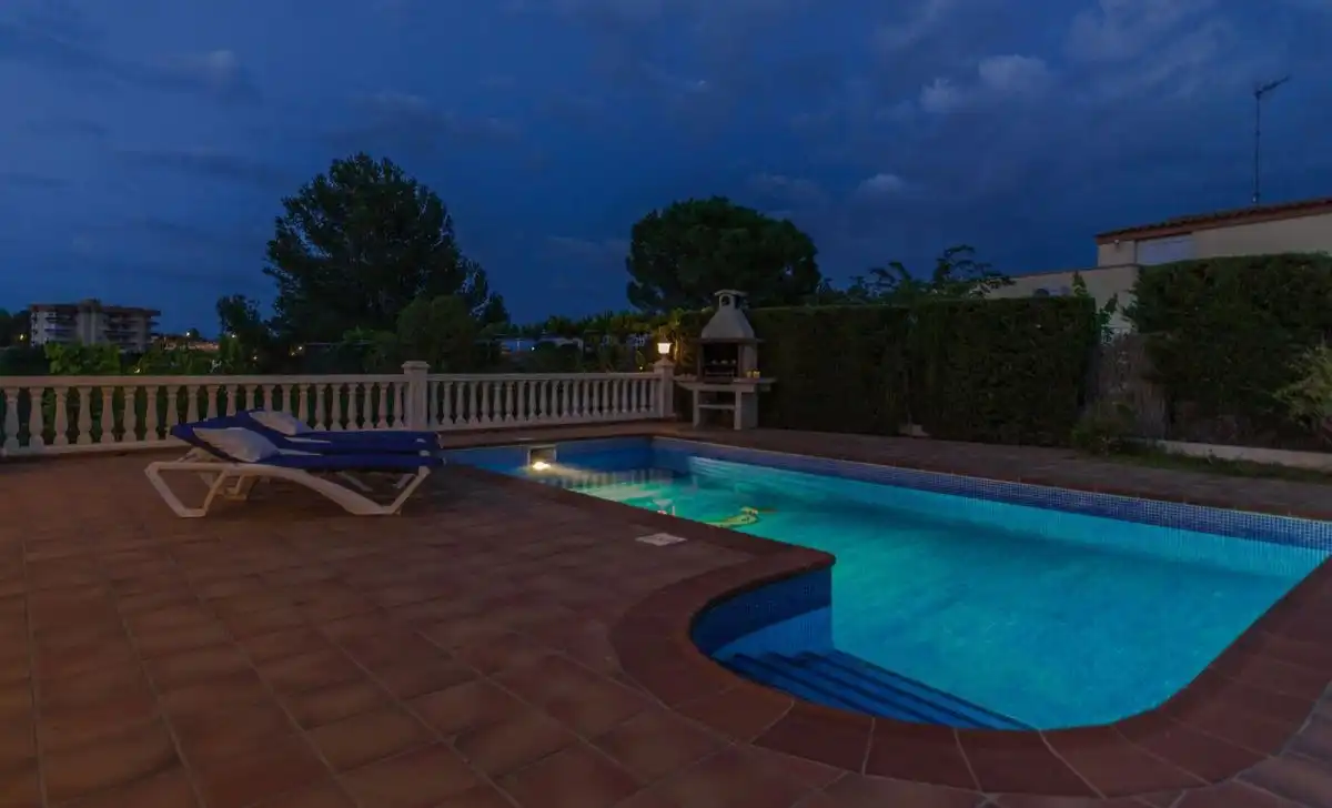 Piscina de Casa o chalet en venta en L'Ampolla con Aire acondicionado, Jardín privado y Terraza