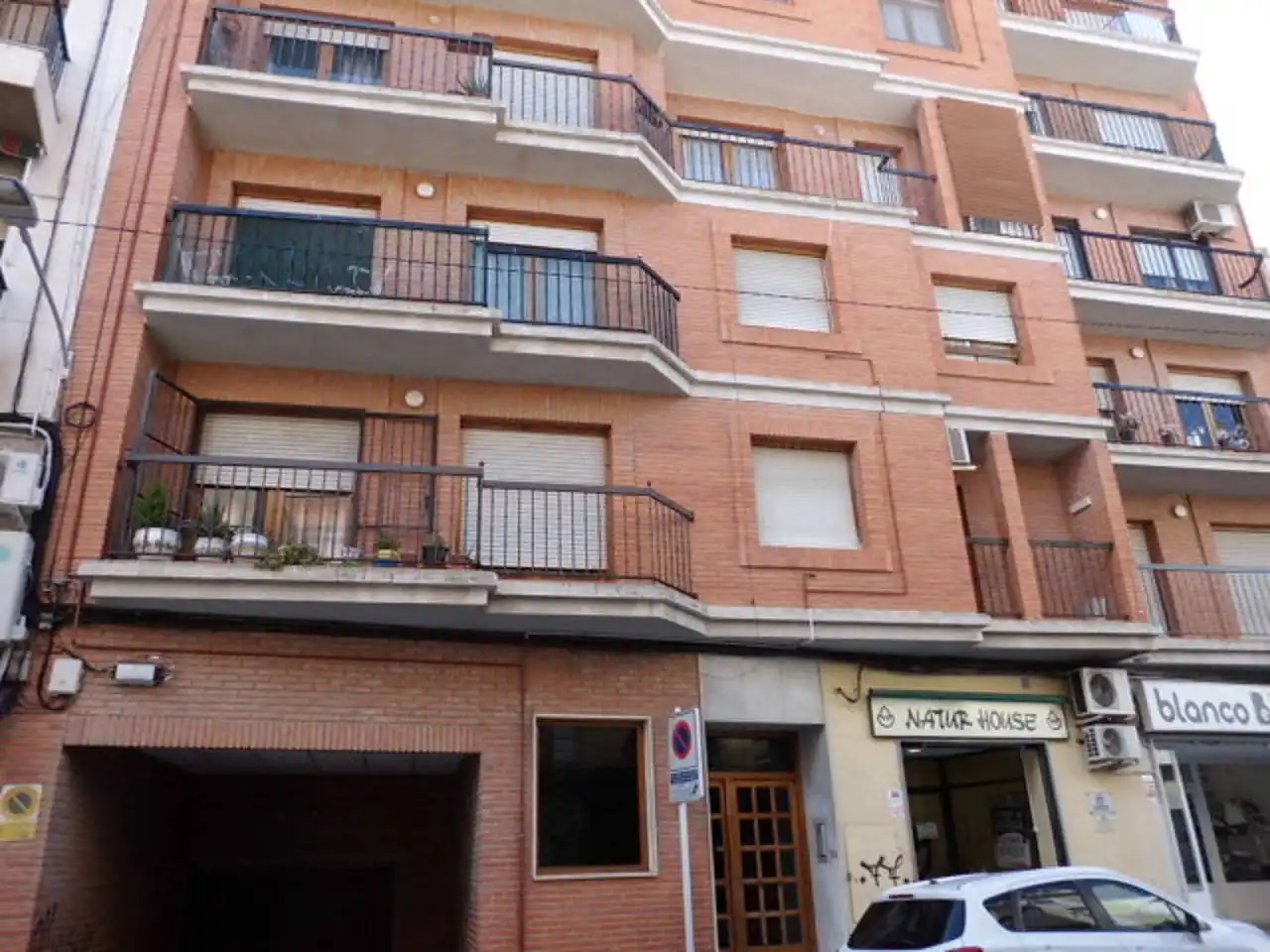 Piso de alquiler en Almansa