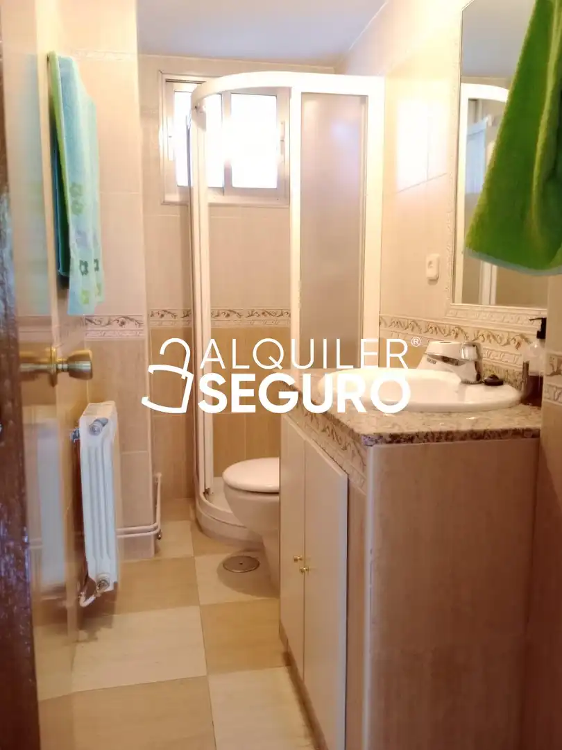 Piso de alquiler en Idioma Esperanto, Pueblo Nuevo