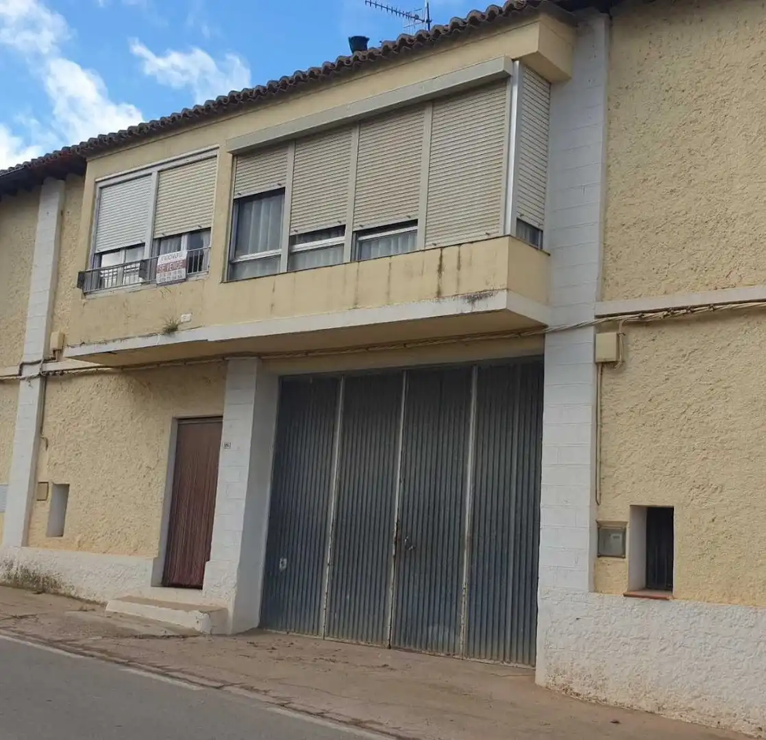 Vista exterior de Finca rústica en venta en Aniñón con Calefacción y Trastero