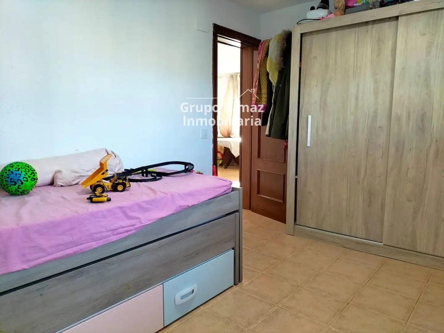 Bedroom of Flat for sale in Pineda de Mar  with Alarm
