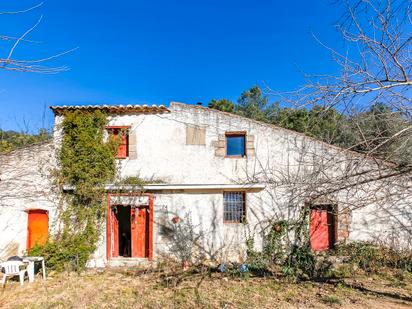 Exterior view of Country house for sale in Sant Cebrià de Vallalta