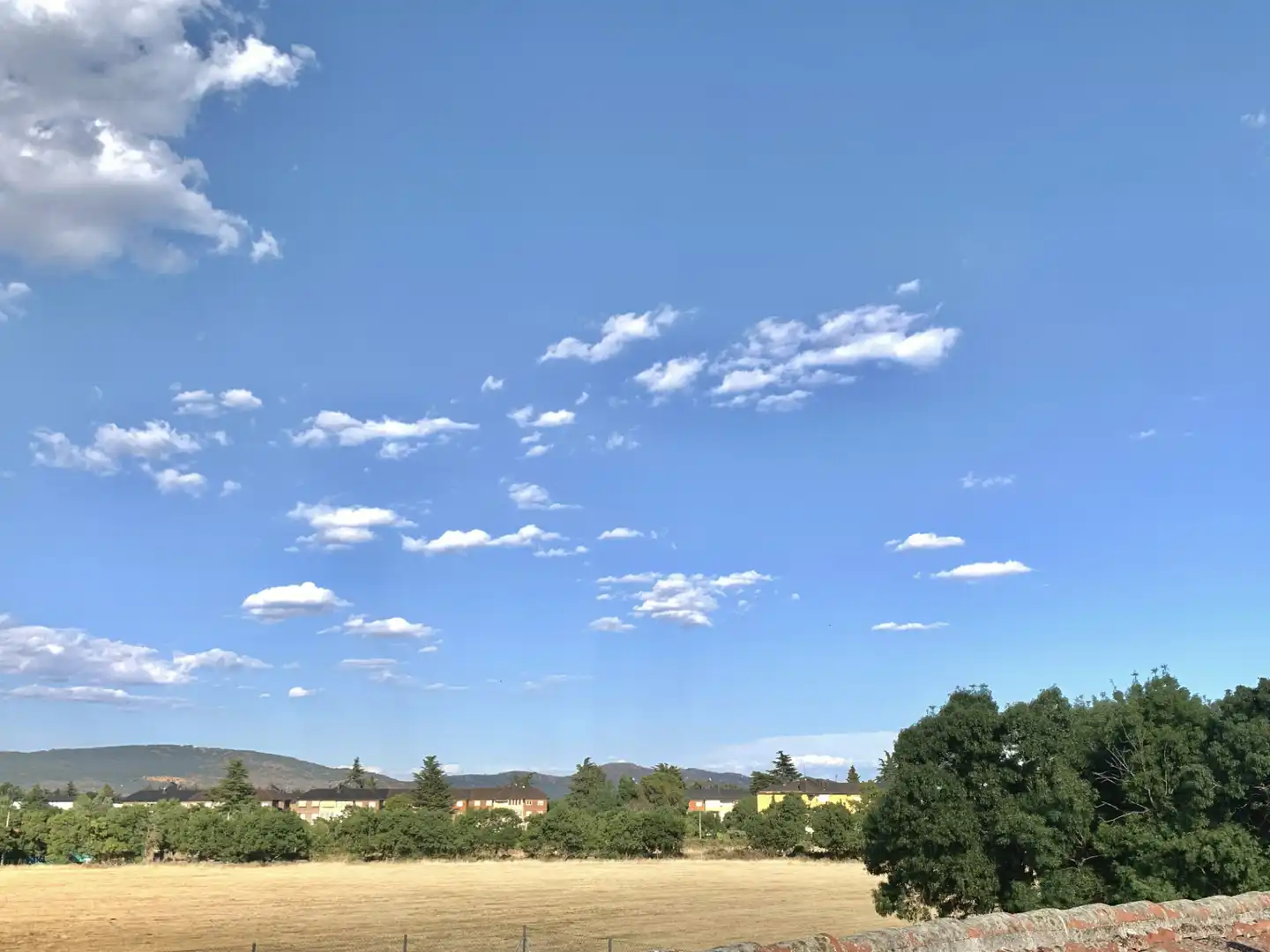 Außenansicht von Einfamilien-Reihenhaus zur Miete in Guadarrama mit Heizung, Privatgarten und Terrasse