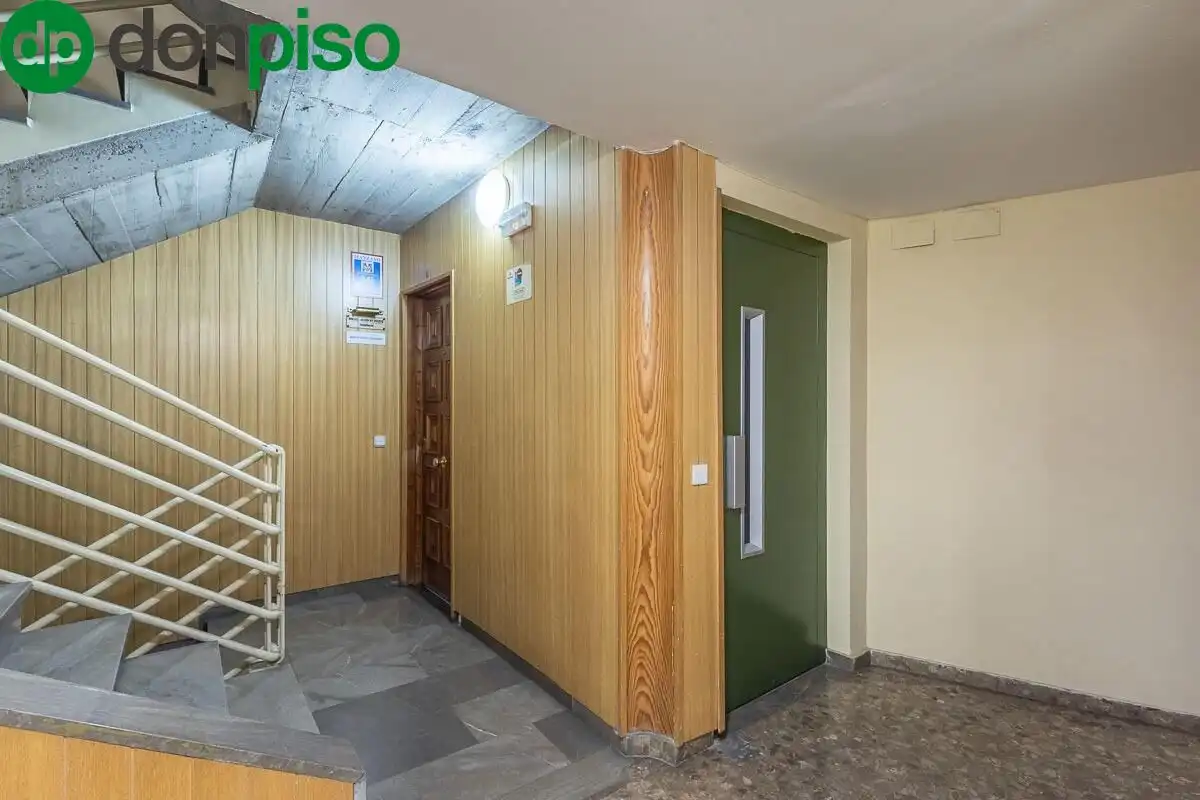 Local comercial en venda a Plaza de Carretas, imagen 23