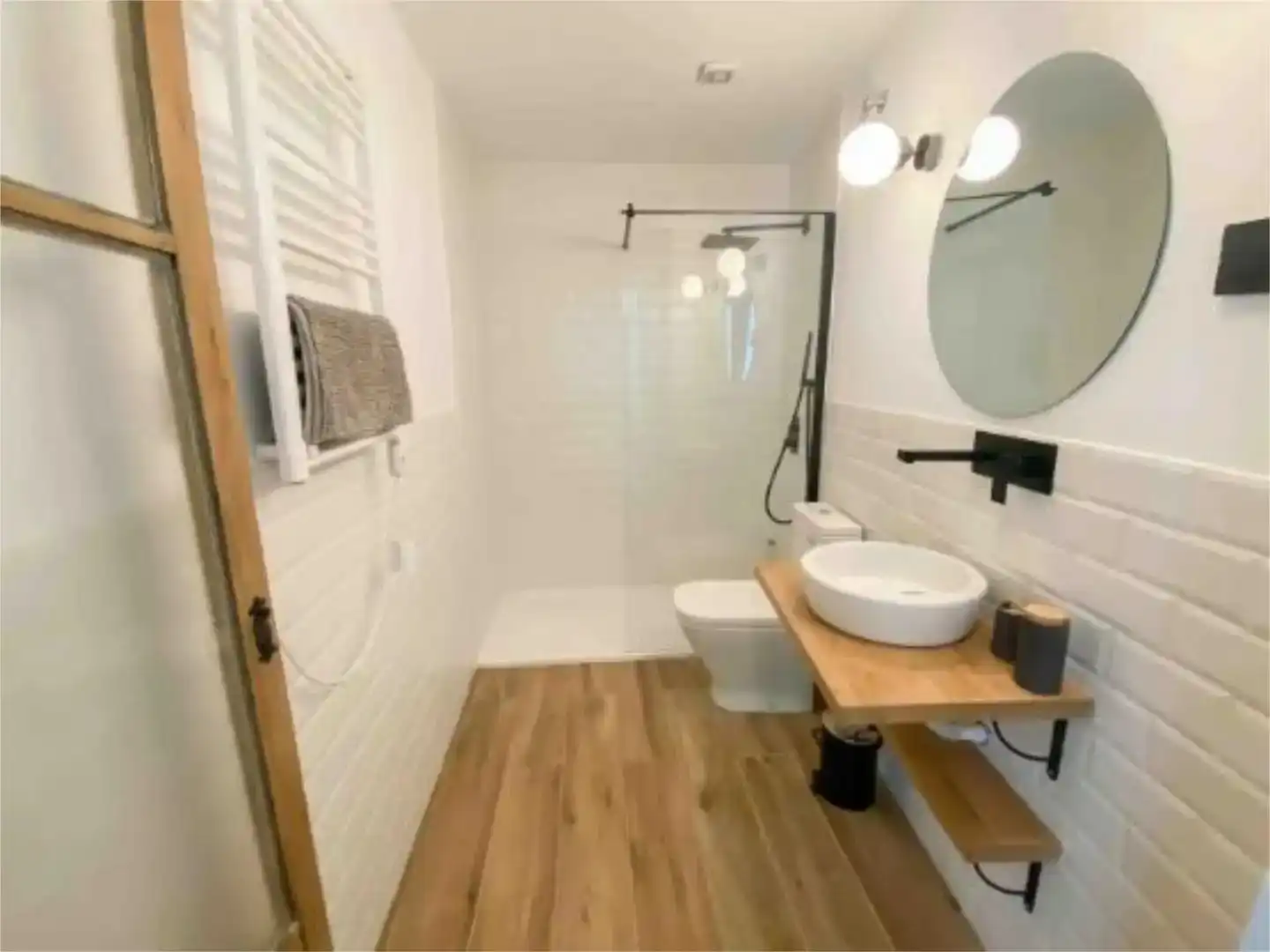 Baño de Piso en venta en Novelda con Parquet y Amueblado