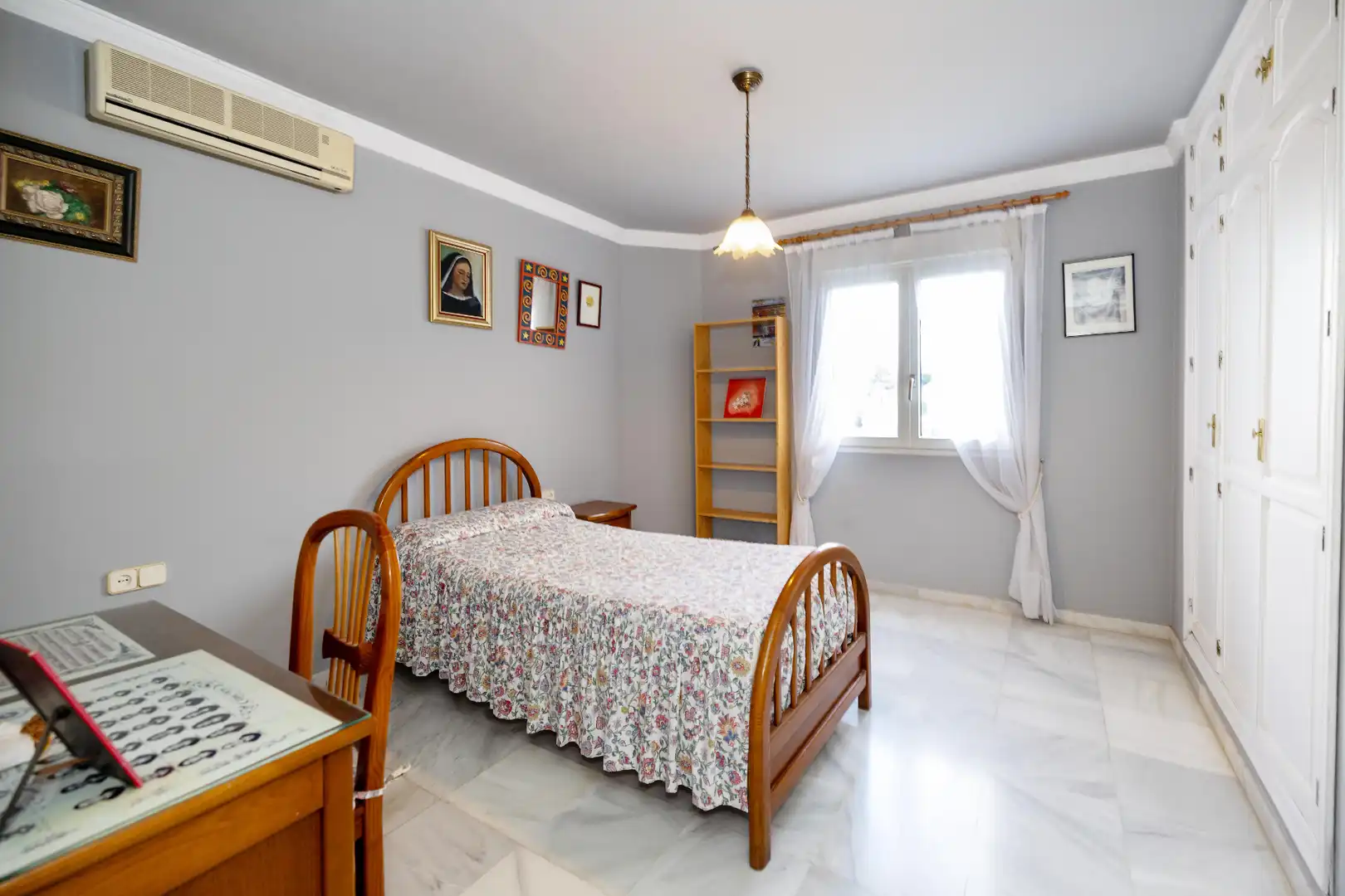 Habitación de Casa o chalet en venta en Málaga con Jardín privado, Terraza y Piscina