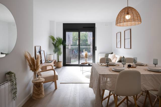 Piso en Venta en Carrer d'Apel·les Mestres en Lledoner