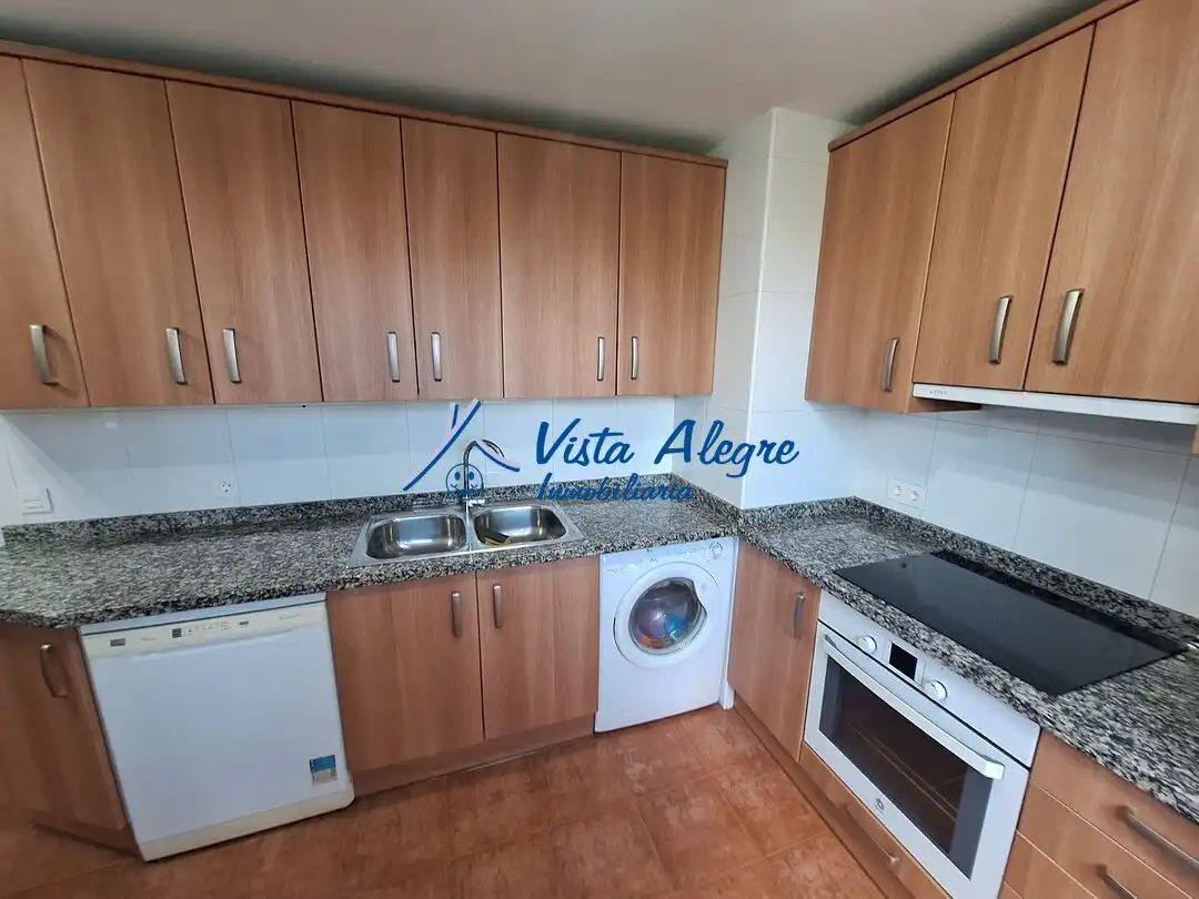 Küche von Einfamilien-Reihenhaus zum Verkauf in Santo Domingo de la Calzada mit Heizung, Privatgarten und Terrasse