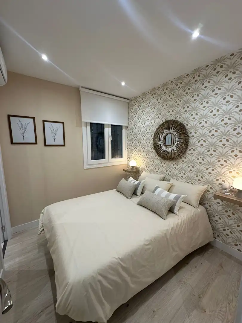 Habitación de Piso en venta en Madrid con Calefacción